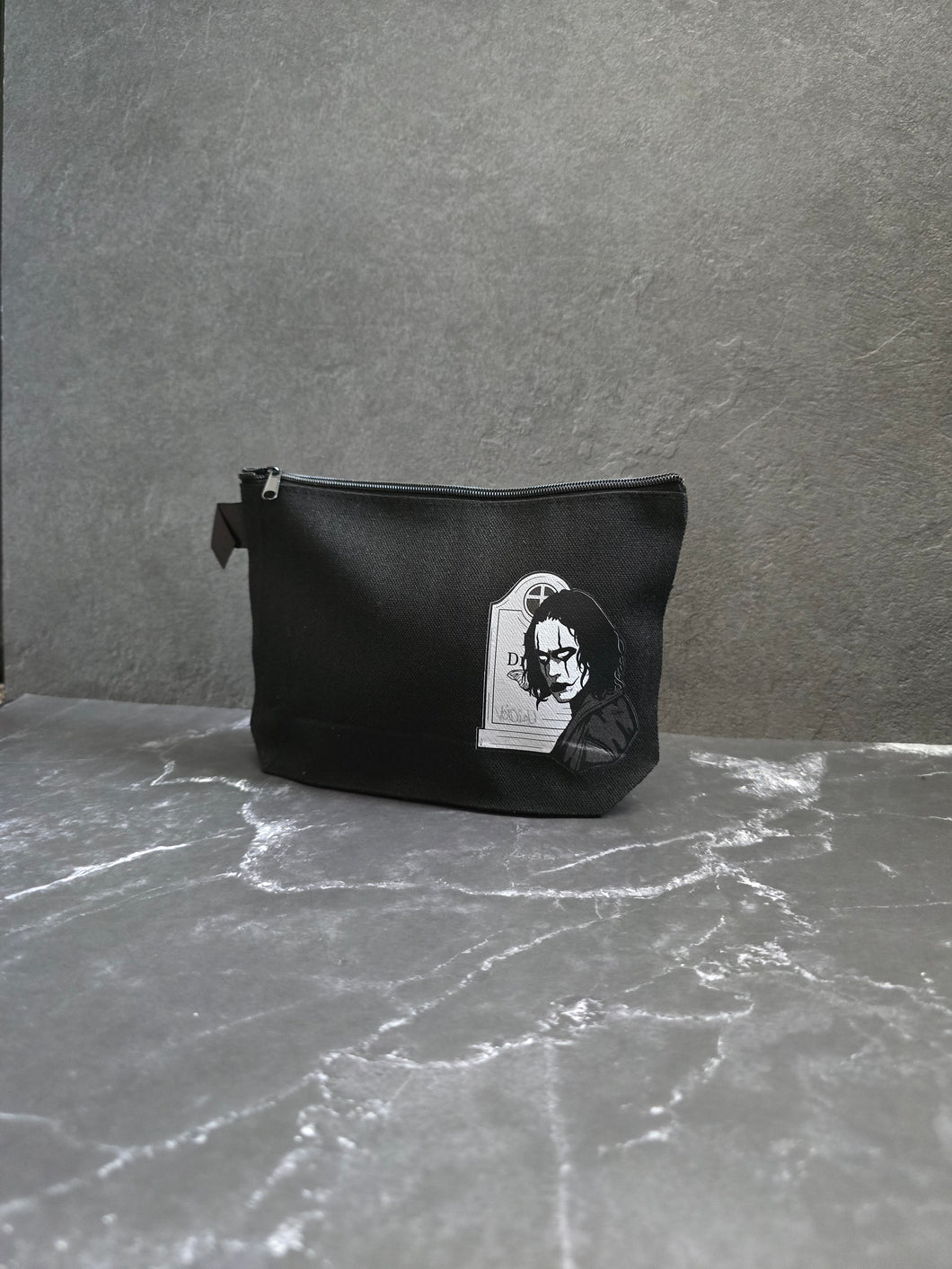 Draven Zipperd Pouch By Voidead